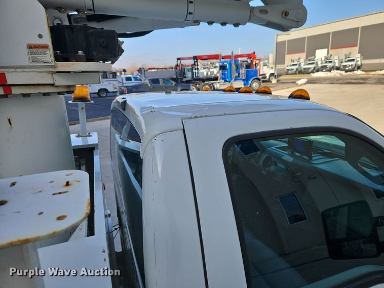 image for item EI8816 2014 Ford F550 Super Duty bucket truck