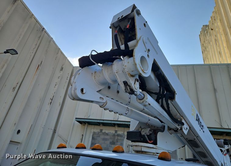 image for item EI8816 2014 Ford F550 Super Duty bucket truck
