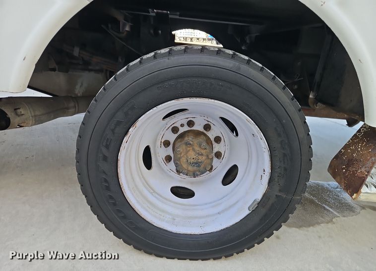 image for item EI8816 2014 Ford F550 Super Duty bucket truck