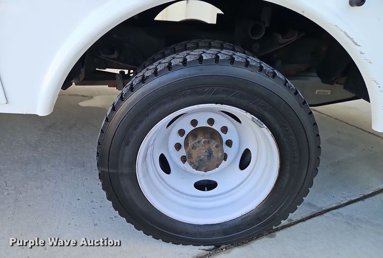 image for item EI8816 2014 Ford F550 Super Duty bucket truck