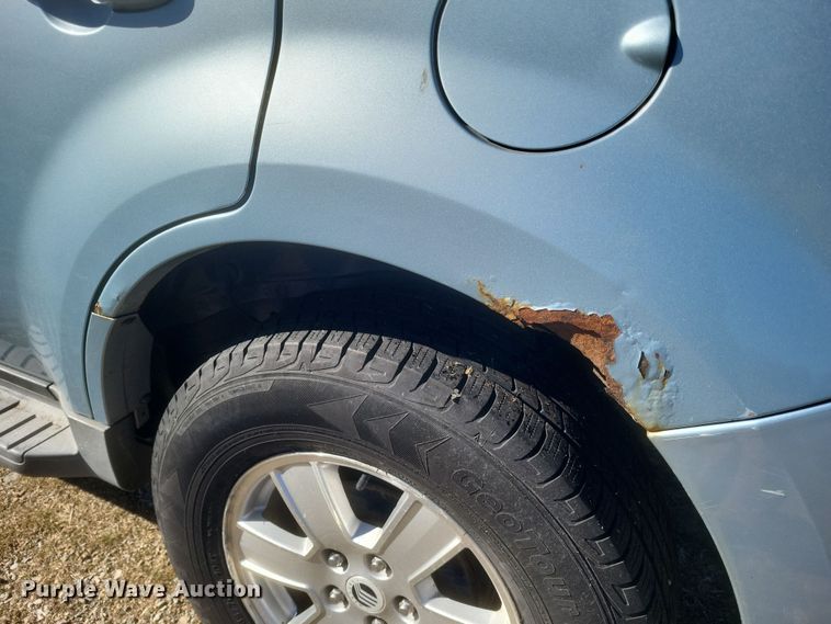 image for item EJ8175 2008 Mercury Mariner SUV