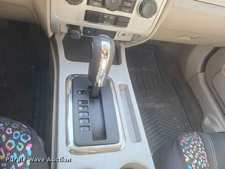 image for item EJ8175 2008 Mercury Mariner SUV