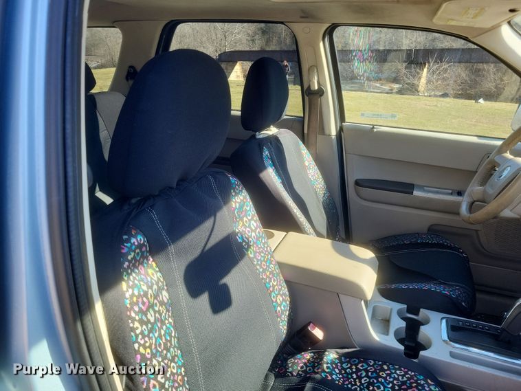 image for item EJ8175 2008 Mercury Mariner SUV