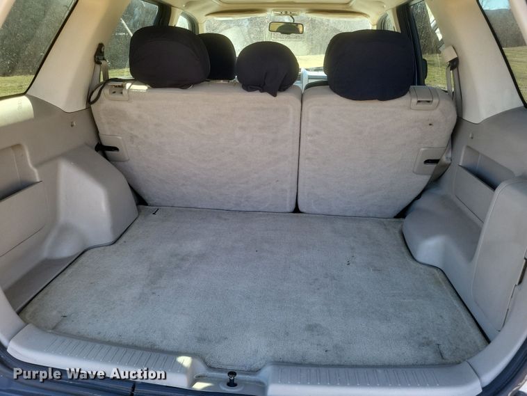 image for item EJ8175 2008 Mercury Mariner SUV