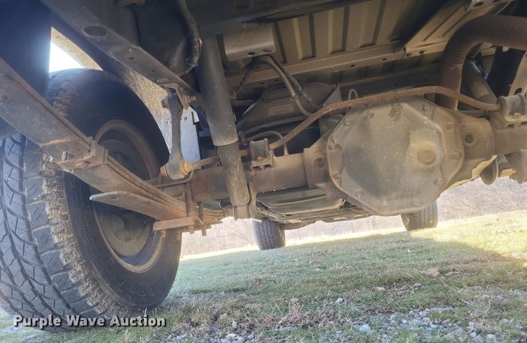 image for item EJ8176 2002 Dodge Dakota Sport Quad Cab pickup truck