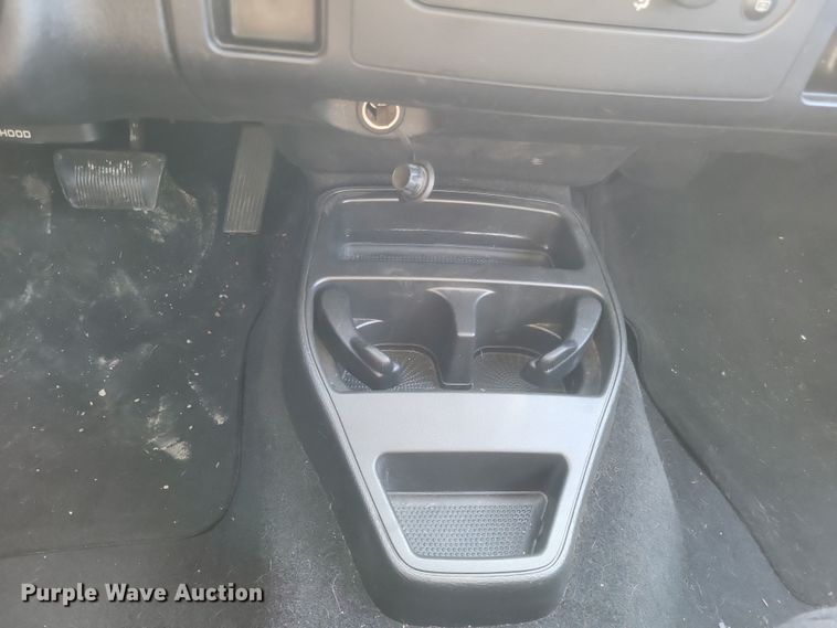 image for item EJ8176 2002 Dodge Dakota Sport Quad Cab pickup truck