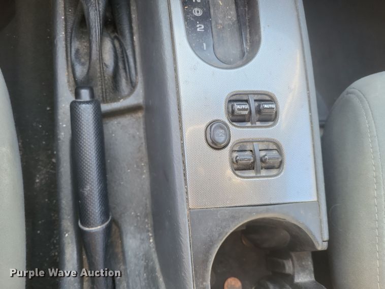 image for item EJ8177 2005 Jeep Libery Renegade SUV