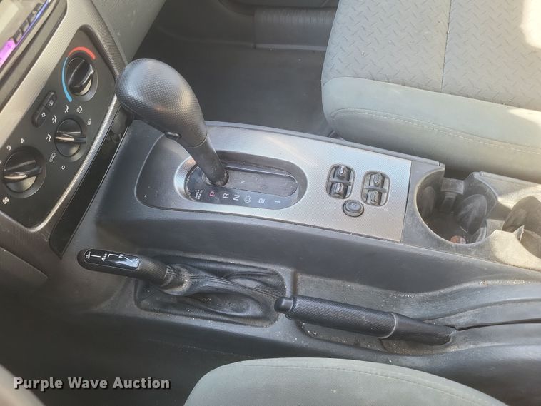 image for item EJ8177 2005 Jeep Libery Renegade SUV