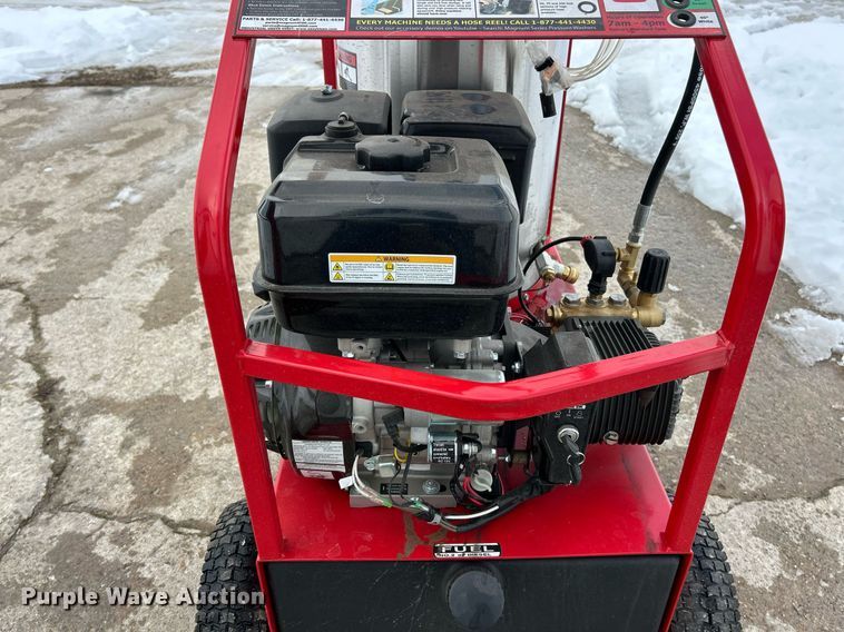 image for item EK2542 2024 Magnum GS18 pressure washer