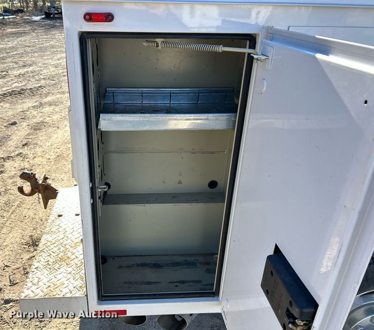 image for item EK2579 2016 Ford F350 Super Duty XL utility bed pickup truck