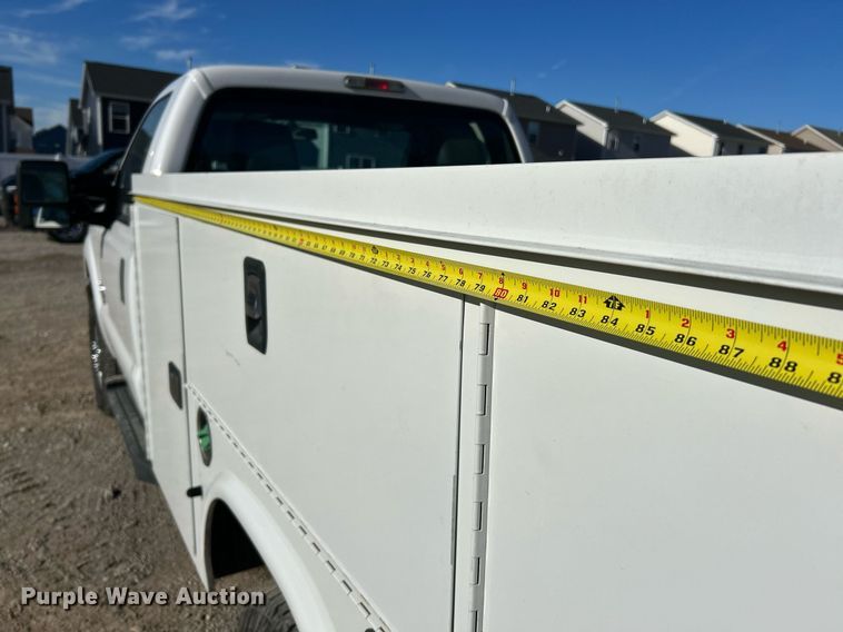 image for item EK2579 2016 Ford F350 Super Duty XL utility bed pickup truck