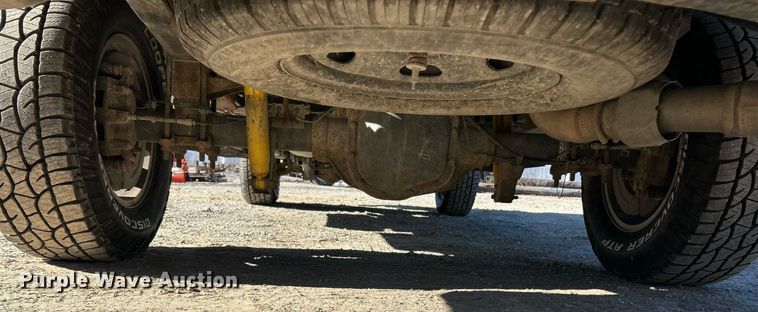 image for item EK2579 2016 Ford F350 Super Duty XL utility bed pickup truck