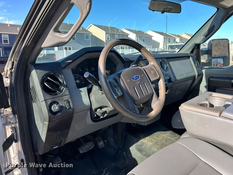 image for item EK2579 2016 Ford F350 Super Duty XL utility bed pickup truck