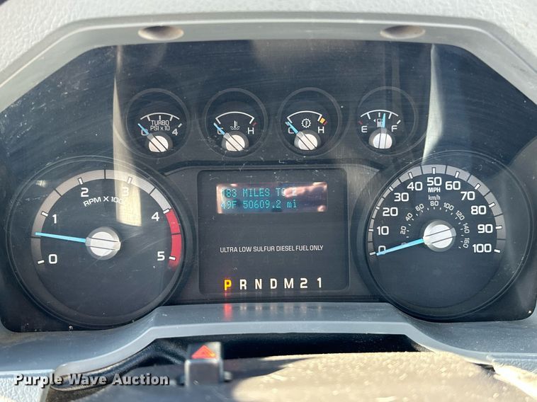 image for item EK2579 2016 Ford F350 Super Duty XL utility bed pickup truck