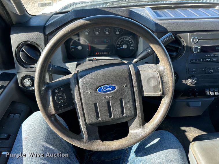 image for item EK2579 2016 Ford F350 Super Duty XL utility bed pickup truck