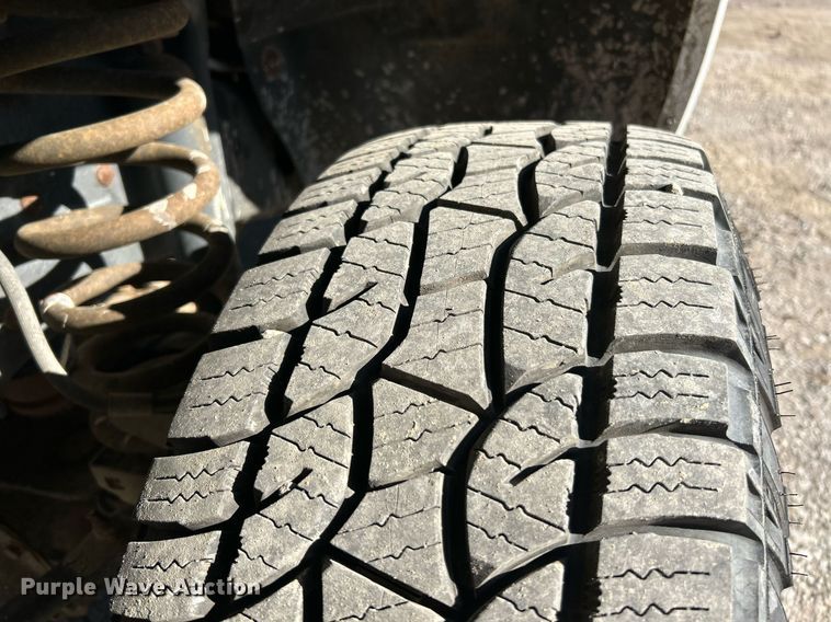 image for item EK2579 2016 Ford F350 Super Duty XL utility bed pickup truck