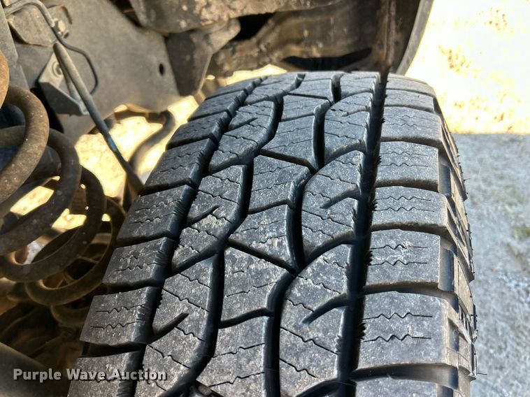 image for item EK2579 2016 Ford F350 Super Duty XL utility bed pickup truck