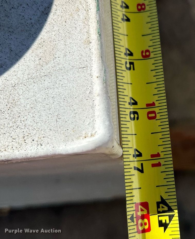 image for item EK2582 (2) auxiliary fuel tank