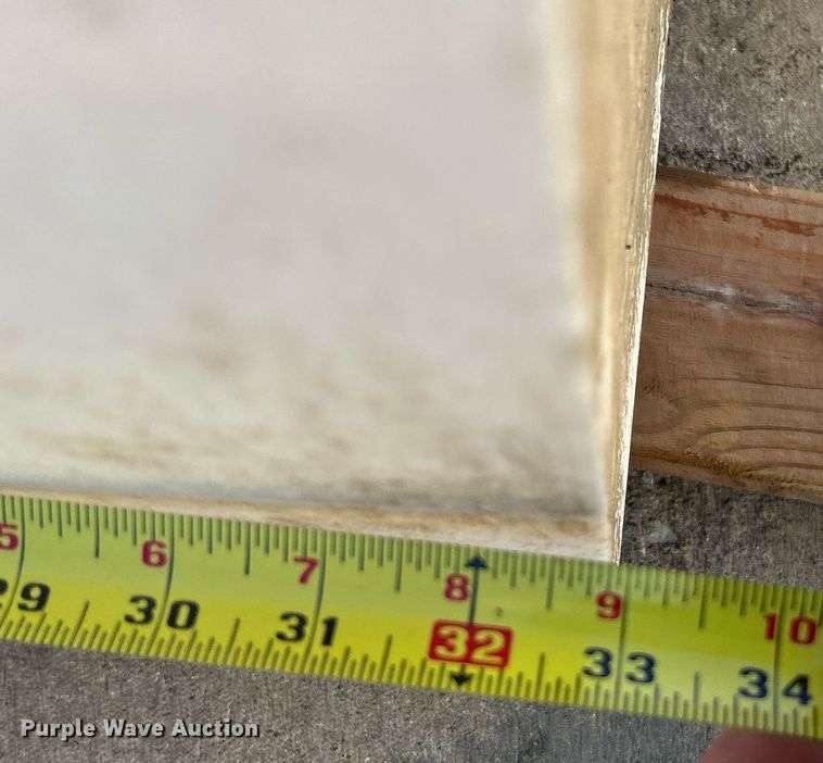 image for item EK2582 (2) auxiliary fuel tank