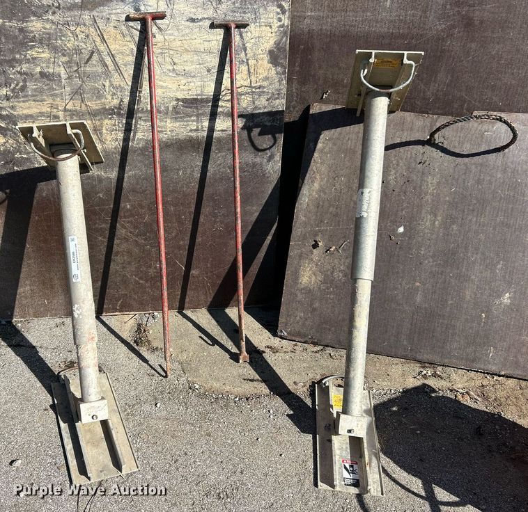 image for item EK2586 Shoring equipment