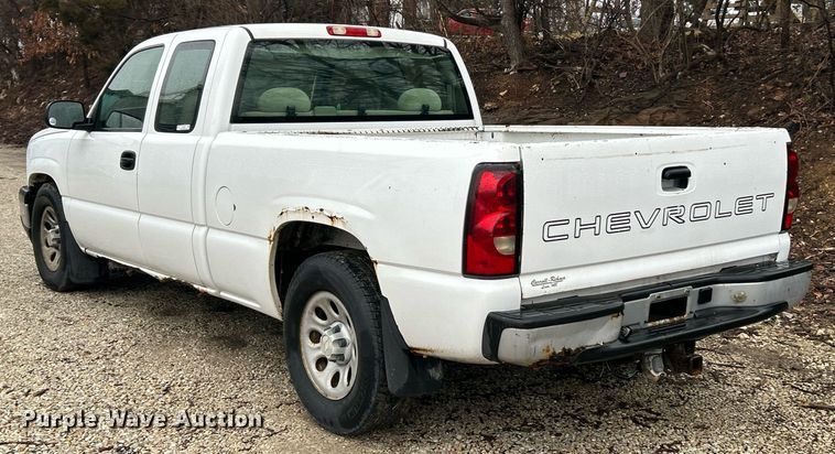 image for item EK2589 2006 Chevrolet Silverado 1500 Ext. Cab pickup truck