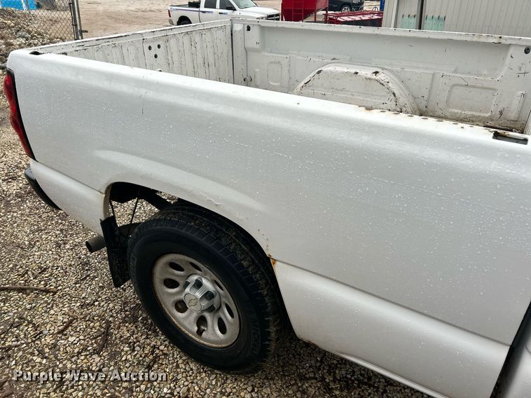 image for item EK2589 2006 Chevrolet Silverado 1500 Ext. Cab pickup truck