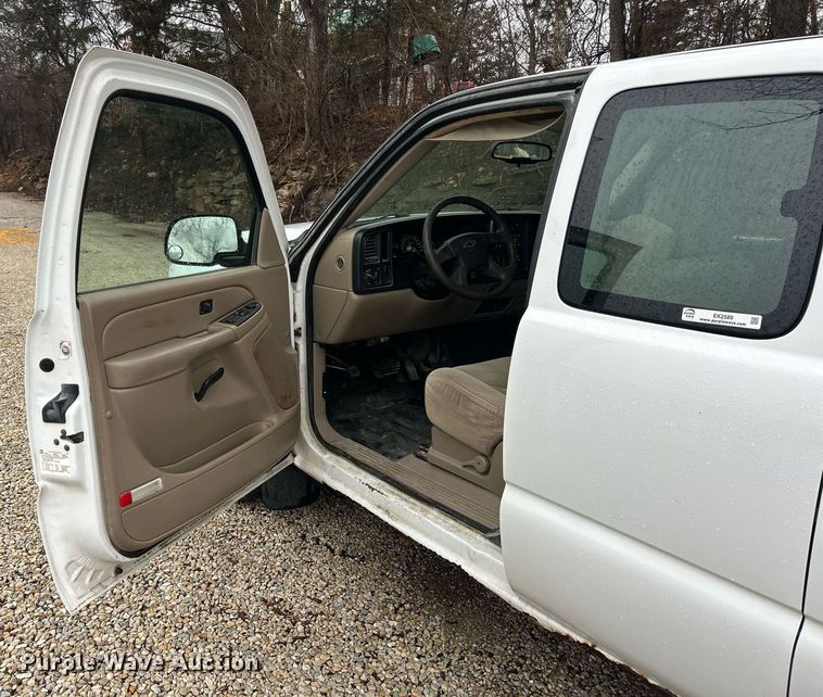 image for item EK2589 2006 Chevrolet Silverado 1500 Ext. Cab pickup truck