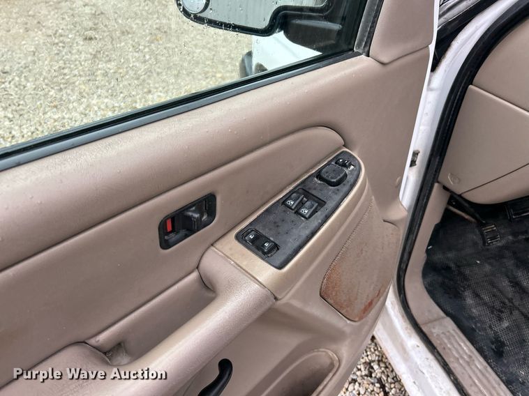 image for item EK2589 2006 Chevrolet Silverado 1500 Ext. Cab pickup truck