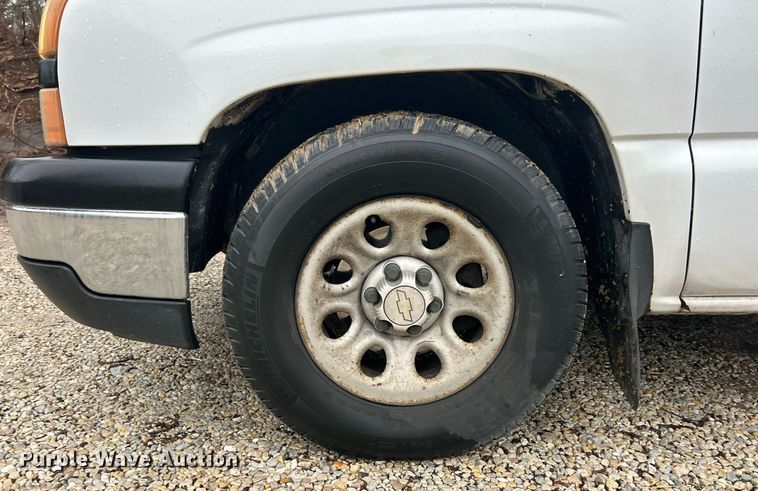 image for item EK2589 2006 Chevrolet Silverado 1500 Ext. Cab pickup truck