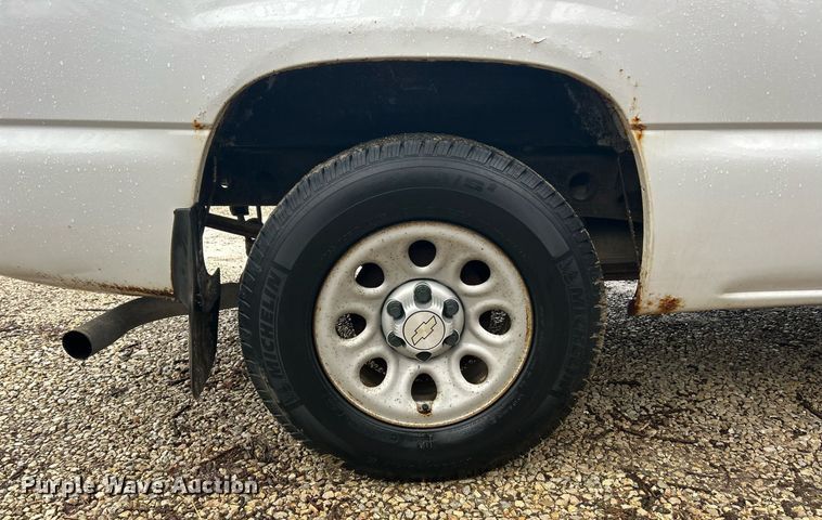 image for item EK2589 2006 Chevrolet Silverado 1500 Ext. Cab pickup truck