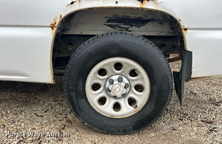 image for item EK2589 2006 Chevrolet Silverado 1500 Ext. Cab pickup truck