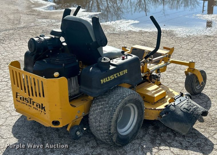 2008 Hustler Fastrack Super Duty ZTR lawn mower in Pacific