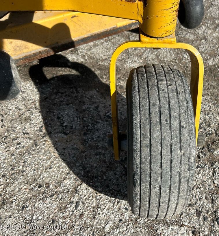 image for item EK2601 2008 Hustler Fastrack Super Duty ZTR lawn mower