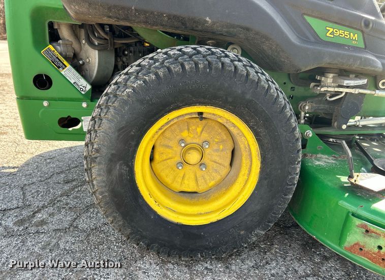 image for item EK2604 John Deere Z955M EFI ZTR lawn mower