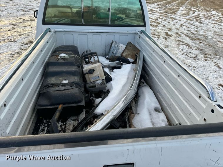 image for item EN5050 1992 GMC pickup truck