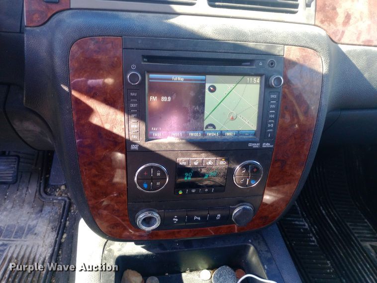 image for item EO0548 2012 Chevrolet  Avalanche Crew Cab pickup truck