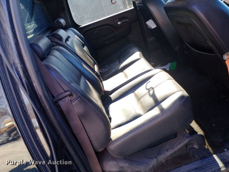 image for item EO0548 2012 Chevrolet  Avalanche Crew Cab pickup truck