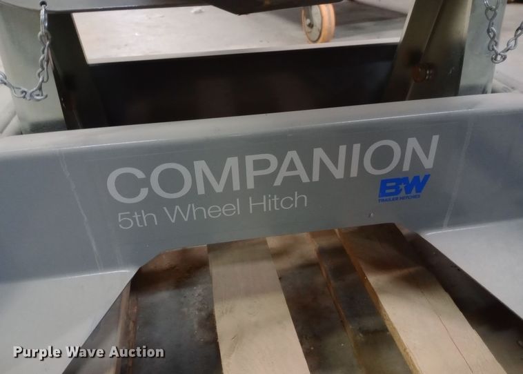 image for item EO0563 BW Companion Fifth wheel hitch