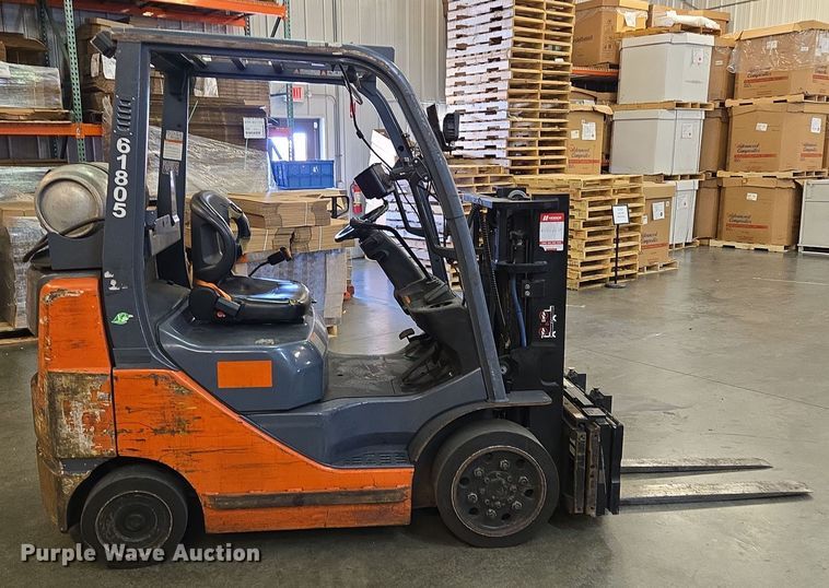 image for item EQ3907 Toyota  8FGCU25 forklift