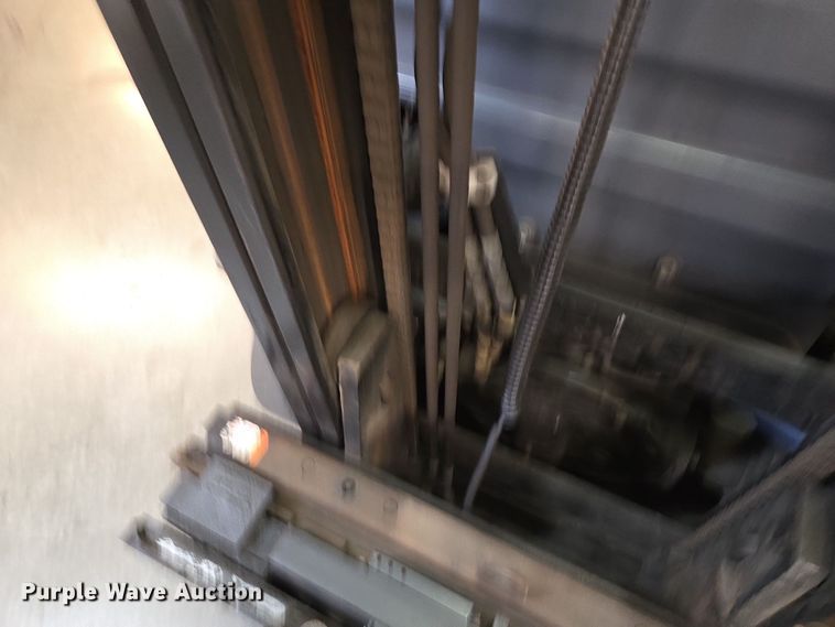 image for item EQ3907 Toyota  8FGCU25 forklift