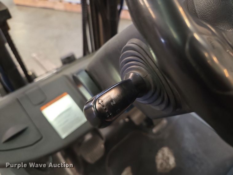 image for item EQ3907 Toyota  8FGCU25 forklift