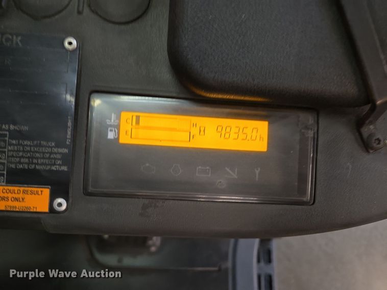 image for item EQ3907 Toyota  8FGCU25 forklift