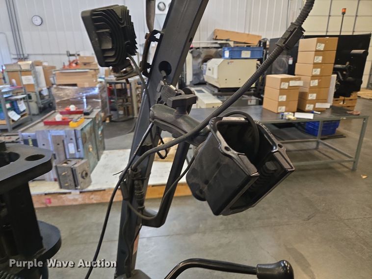 image for item EQ3907 Toyota  8FGCU25 forklift