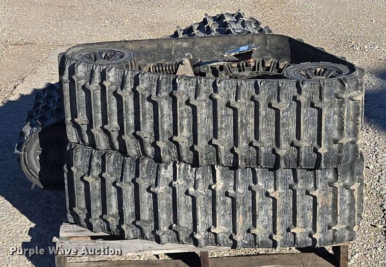 image for item EQ3909 Camso UTV 4S1  UTV tracks 