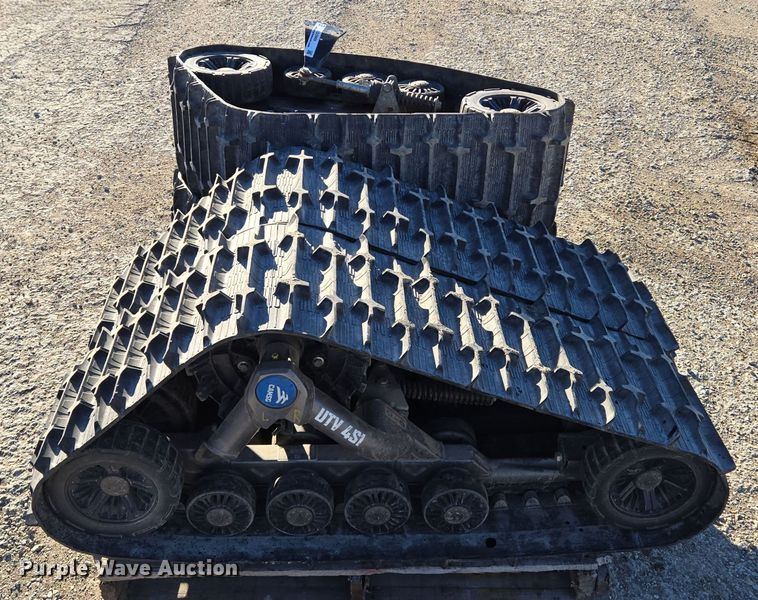 image for item EQ3909 Camso UTV 4S1  UTV tracks 