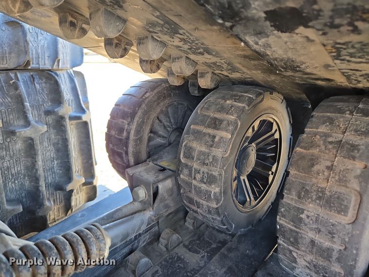 image for item EQ3909 Camso UTV 4S1  UTV tracks 