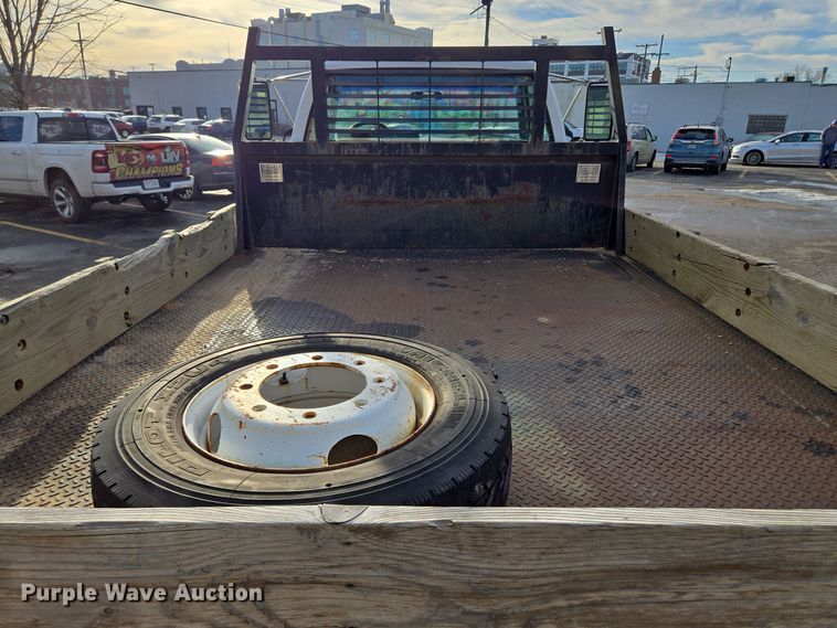 image for item EQ3942 1994 GMC Topkick C6500 dump flatbed truck