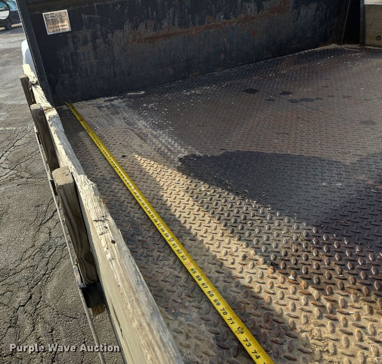 image for item EQ3942 1994 GMC Topkick C6500 dump flatbed truck