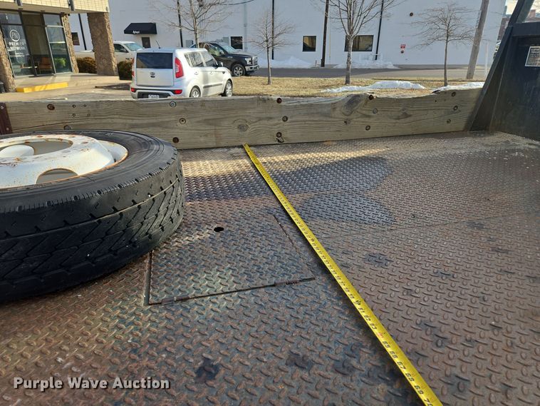 image for item EQ3942 1994 GMC Topkick C6500 dump flatbed truck