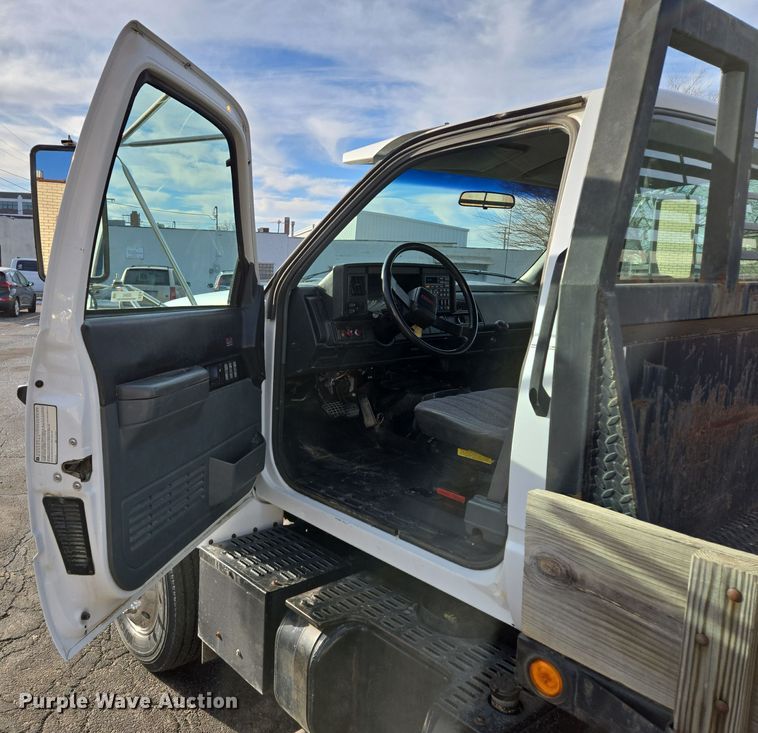 image for item EQ3942 1994 GMC Topkick C6500 dump flatbed truck